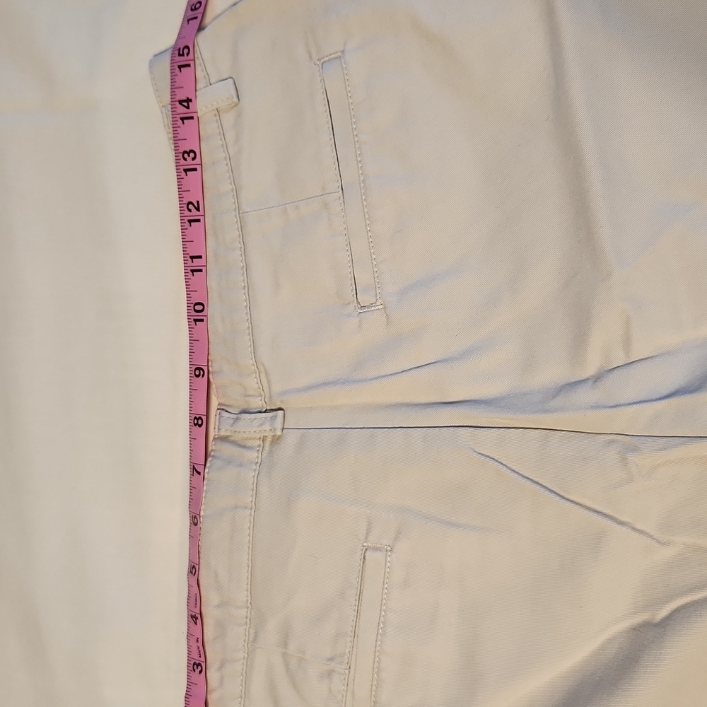 Eddie Bauer women's shorts. - Picture 4 of 6